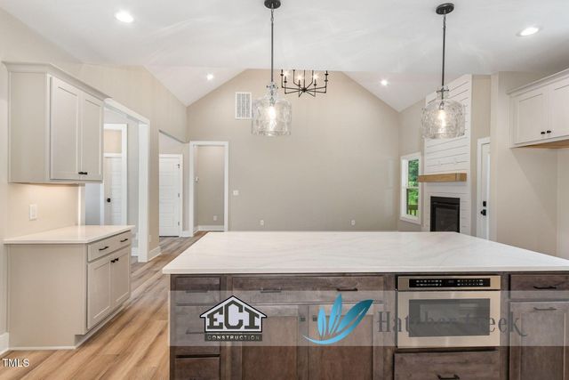 105 Woodland Creek Way, Oxford, NC 27565