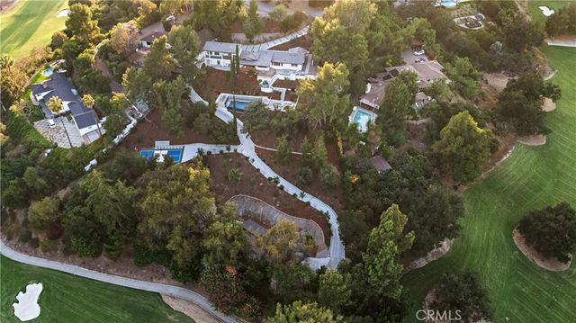 122 Patrician Way, Pasadena, CA 91105