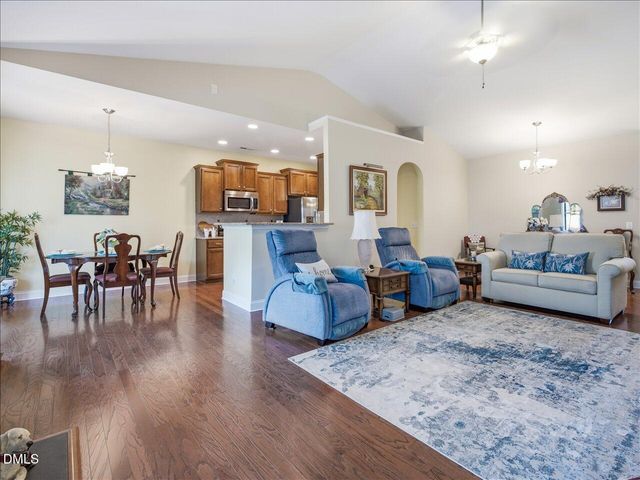 811 Antler Meadow Way, Fuquay Varina, NC 27526