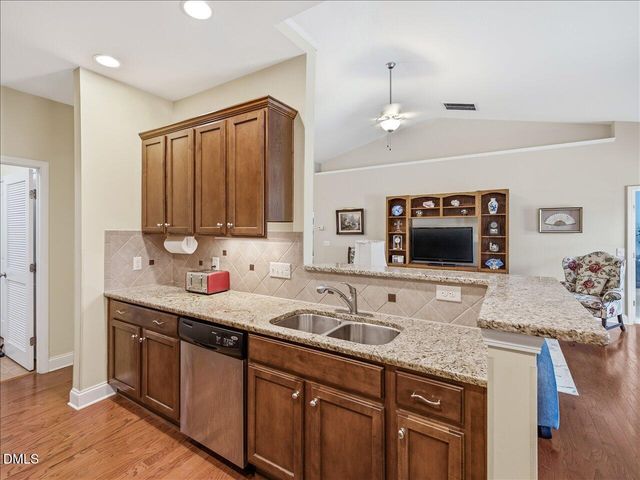 811 Antler Meadow Way, Fuquay Varina, NC 27526