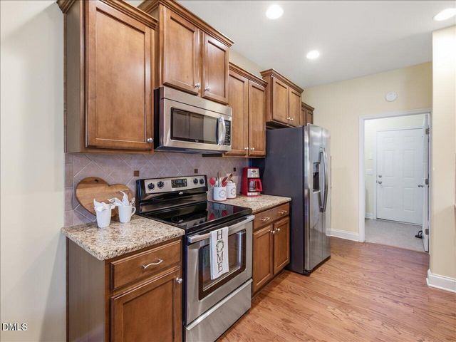 811 Antler Meadow Way, Fuquay Varina, NC 27526