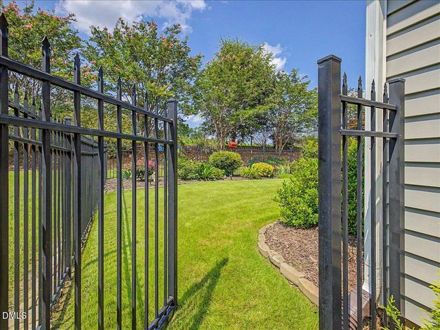 811 Antler Meadow Way, Fuquay Varina, NC 27526