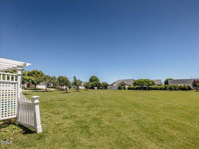 811 Antler Meadow Way, Fuquay Varina, NC 27526