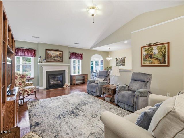 811 Antler Meadow Way, Fuquay Varina, NC 27526
