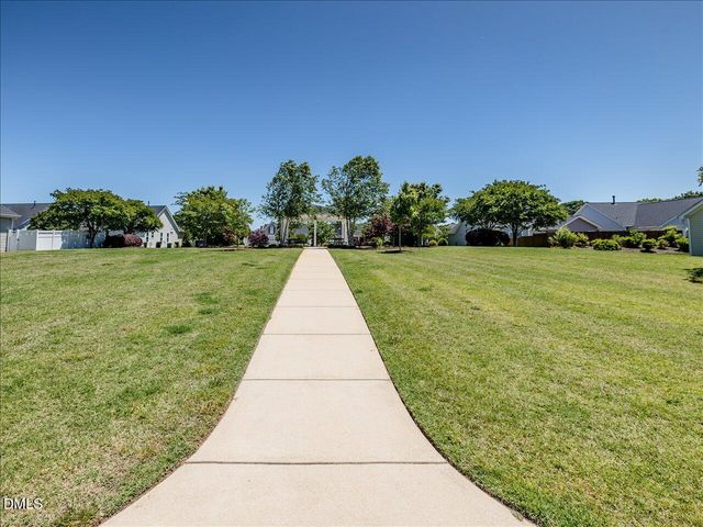 811 Antler Meadow Way, Fuquay Varina, NC 27526