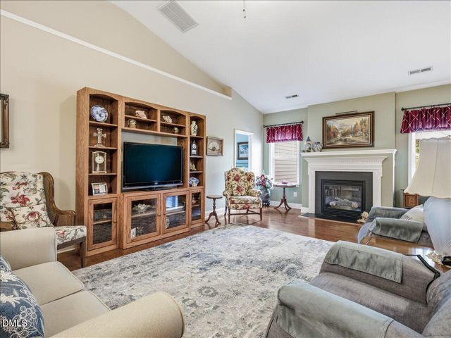 811 Antler Meadow Way, Fuquay Varina, NC 27526