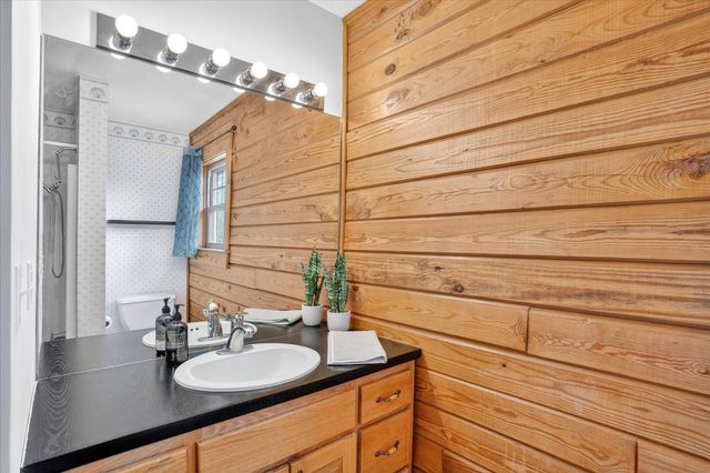 25322 County Road 327, Urbana, MO 65767