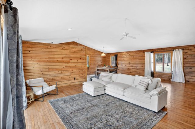 25322 County Road 327, Urbana, MO 65767