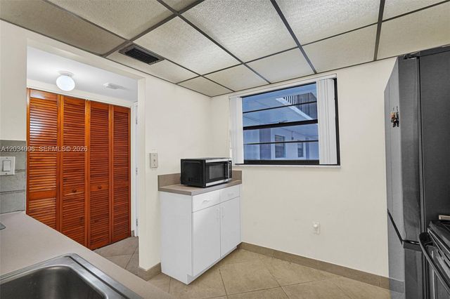10825 SW 112th Avenue 216, Miami, FL 33176