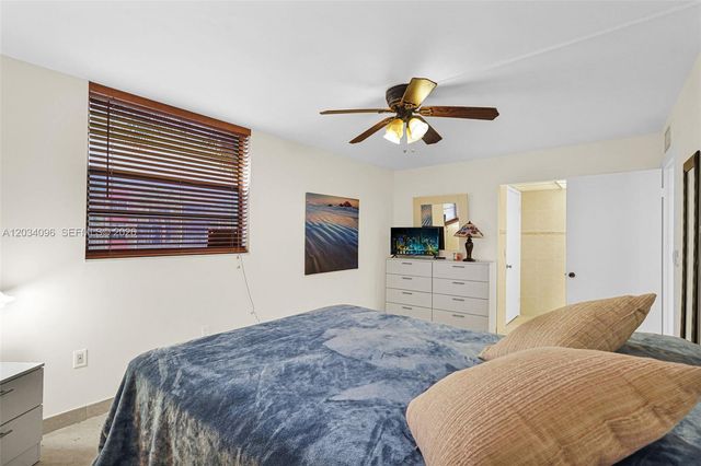 10825 SW 112th Avenue 216, Miami, FL 33176