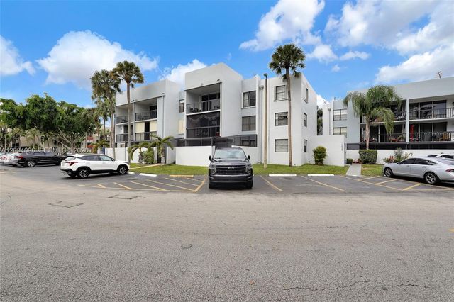 10825 SW 112th Avenue 216, Miami, FL 33176