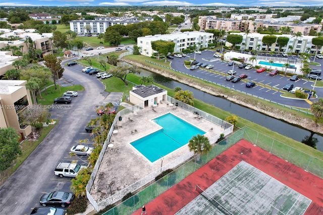 10825 SW 112th Avenue 216, Miami, FL 33176