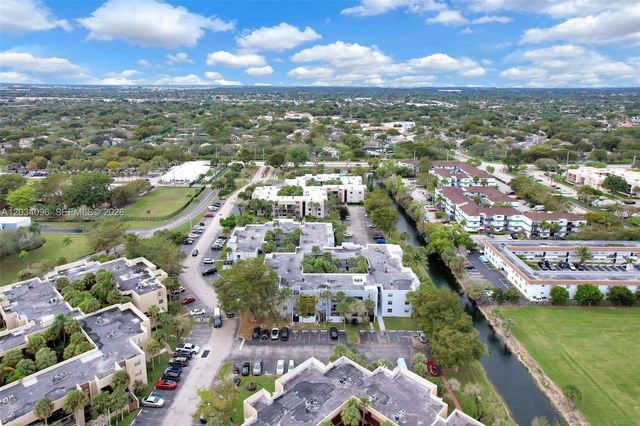 10825 SW 112th Avenue 216, Miami, FL 33176