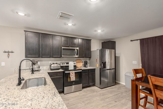 25822 W COLES Road, Buckeye, AZ 85326