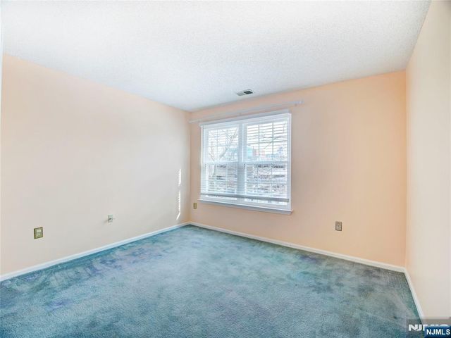 77 Howard Street, Newark, NJ 07103