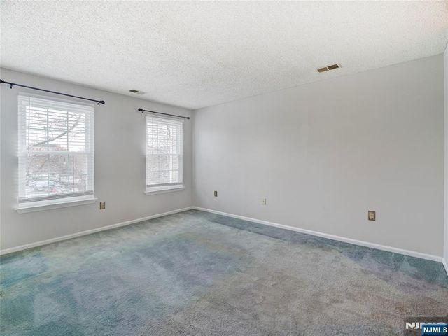 77 Howard Street, Newark, NJ 07103