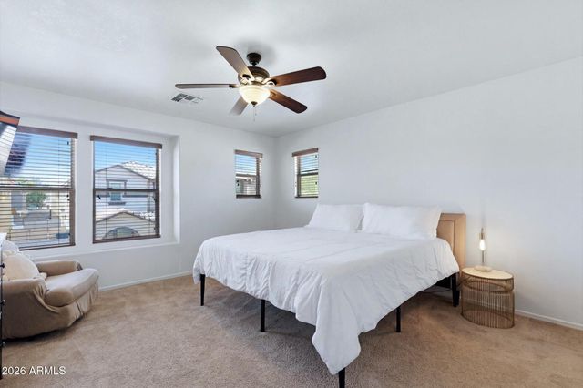 5852 E HAMPTON Avenue, Mesa, AZ 85206