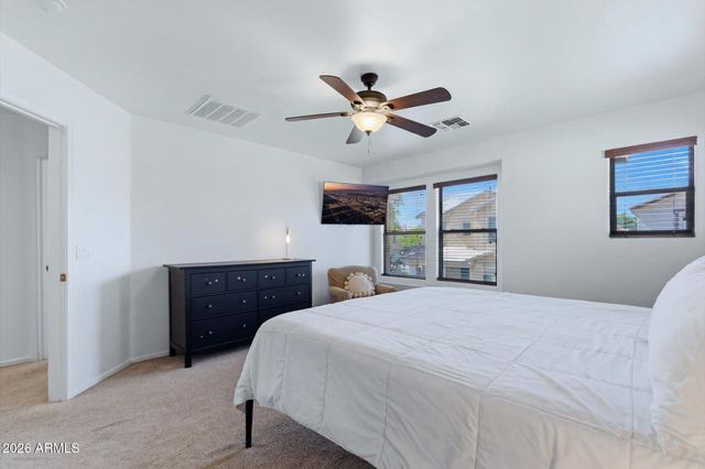 5852 E HAMPTON Avenue, Mesa, AZ 85206