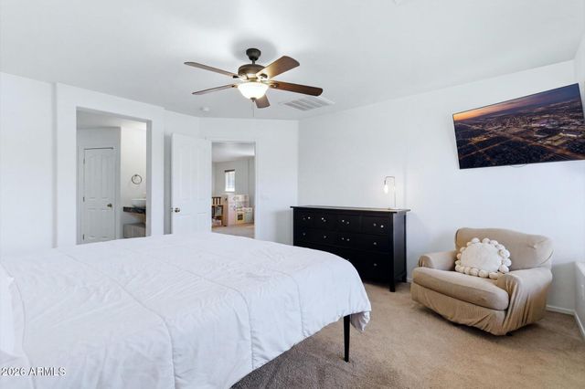 5852 E HAMPTON Avenue, Mesa, AZ 85206