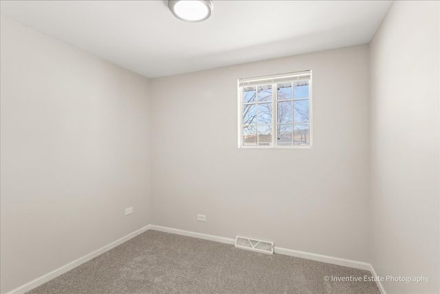 16600 OXFORD Drive, Markham, IL 60428