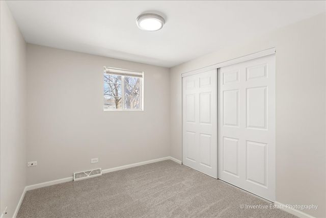 16600 OXFORD Drive, Markham, IL 60428