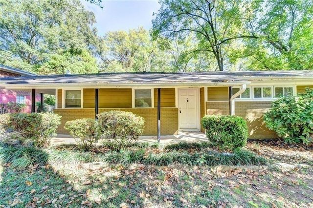 2246 WHITES MILL Road, Decatur, GA 30032
