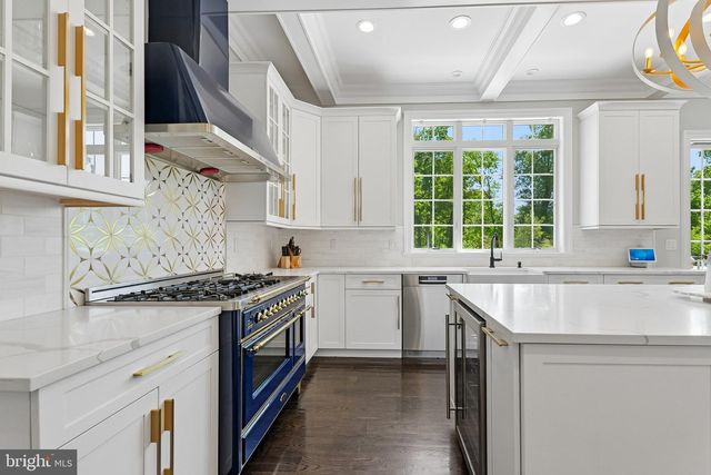 215 ELM RD, Princeton, NJ 08540