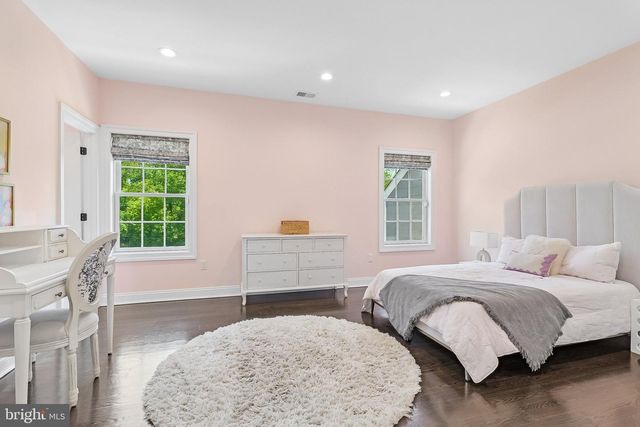 215 ELM RD, Princeton, NJ 08540
