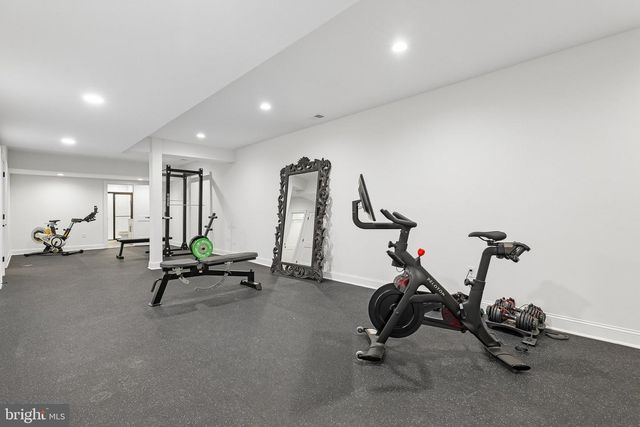 215 ELM RD, Princeton, NJ 08540