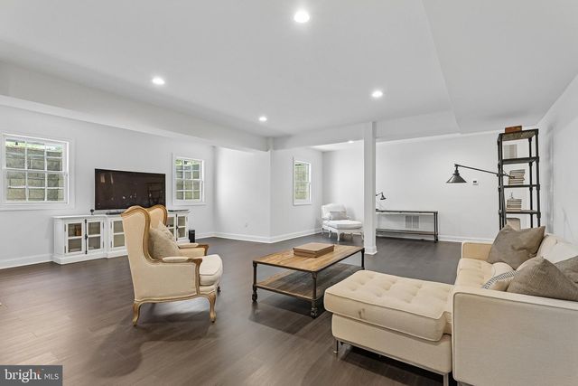215 ELM RD, Princeton, NJ 08540