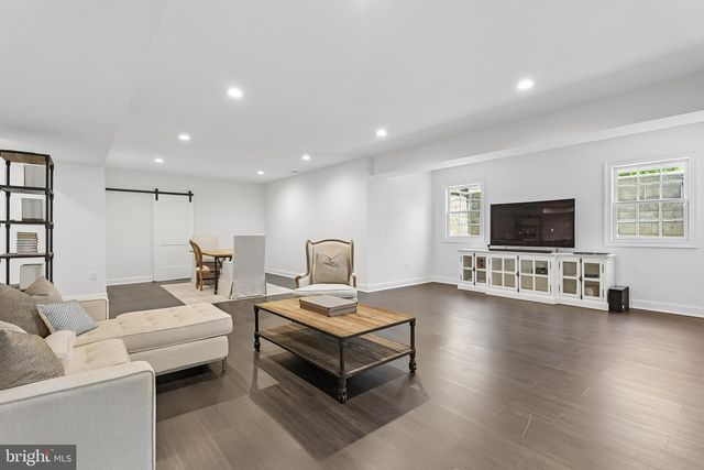 215 ELM RD, Princeton, NJ 08540