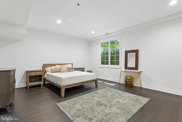 215 ELM RD, Princeton, NJ 08540