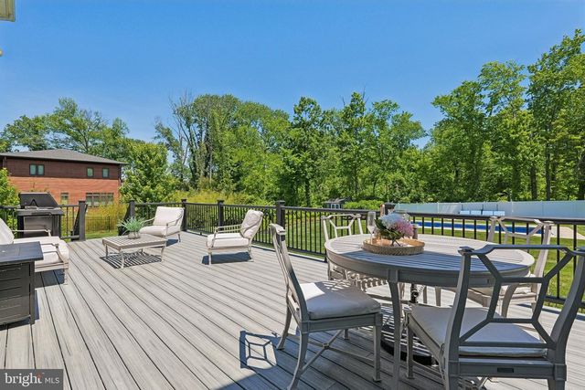 215 ELM RD, Princeton, NJ 08540