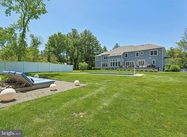 215 ELM RD, Princeton, NJ 08540