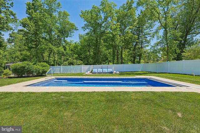 215 ELM RD, Princeton, NJ 08540