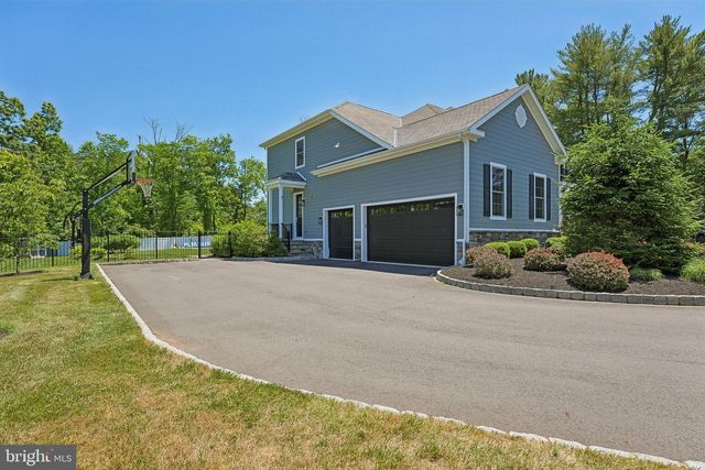 215 ELM RD, Princeton, NJ 08540