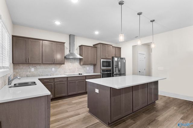 216 Sunny Springs Court, New Market, AL 35761