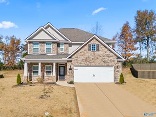 216 Sunny Springs Court, New Market, AL 35761