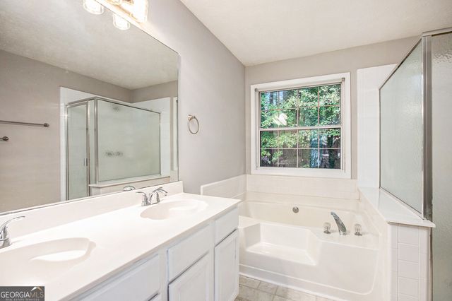 2932 Hunting Wood Walk, Duluth, GA 30096