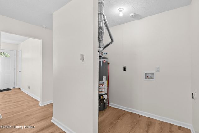 4020 Pixley Way, Louisville, KY 40219