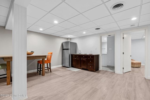 265 Leland Ct APT 3, Louisville, KY 40207