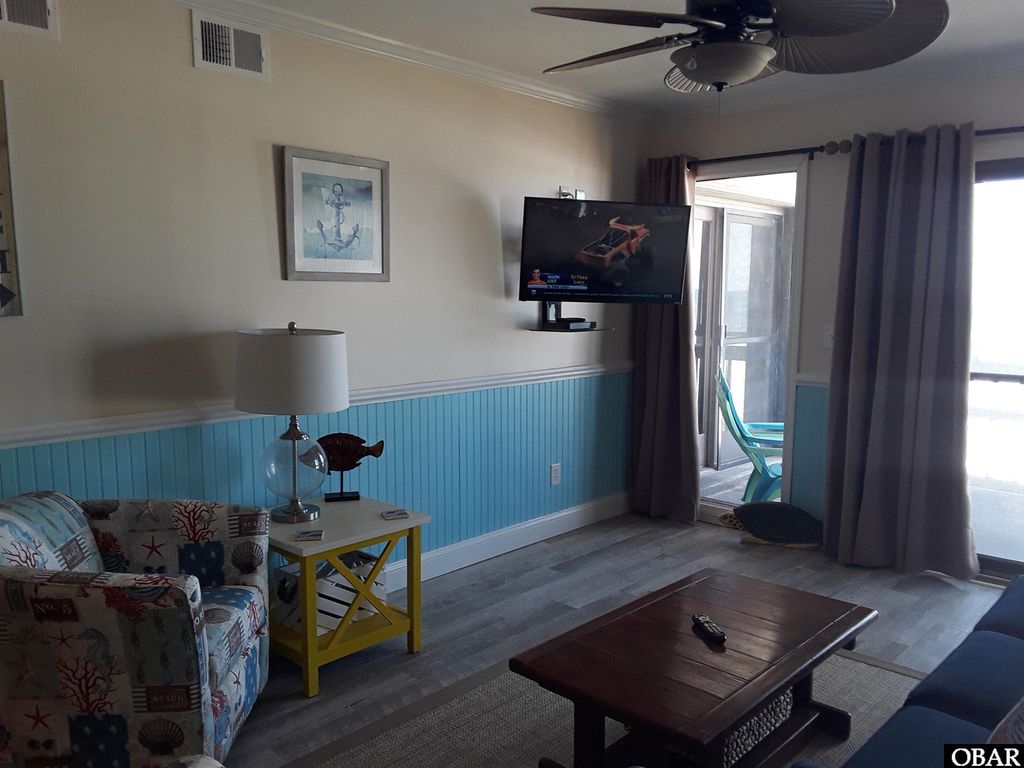 Image 17 of property listing at 1633 N Virginia Dare Trail Unit C2, Kill Devil Hills, NC 27948