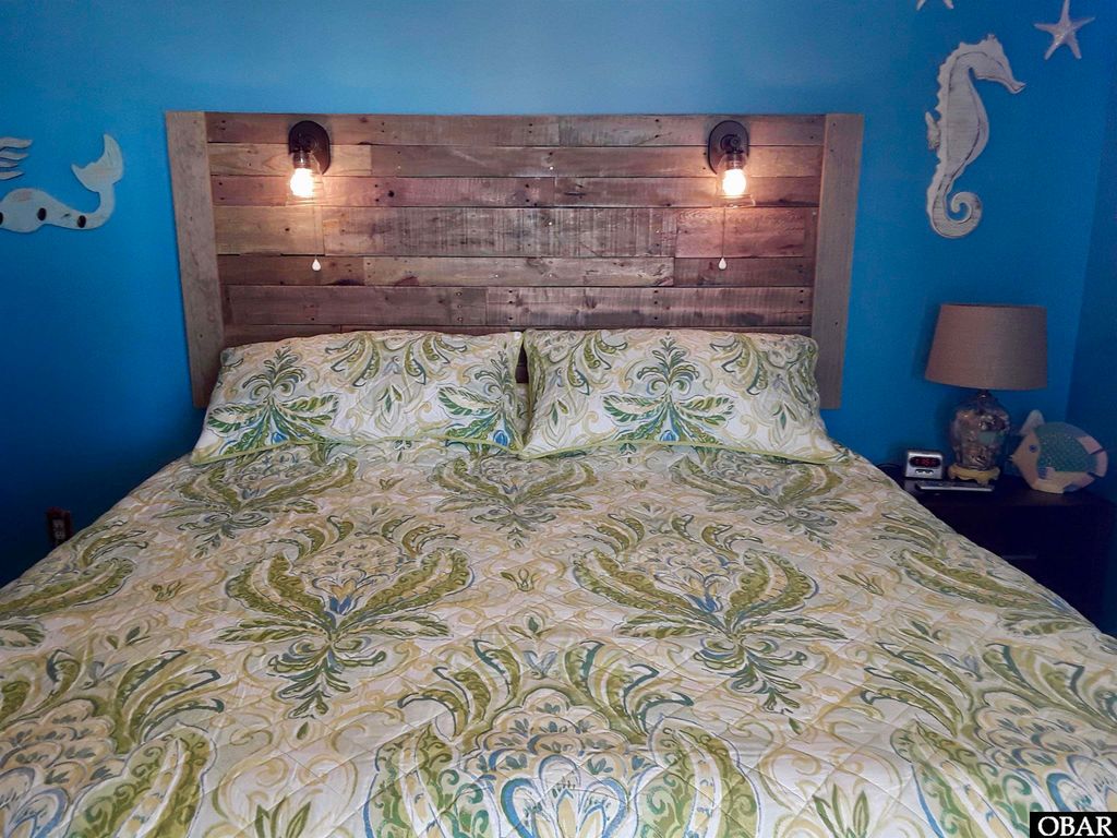 Image 9 of property listing at 1633 N Virginia Dare Trail Unit C2, Kill Devil Hills, NC 27948