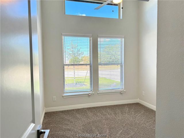 4205 Skylar Drive, College Station, TX 77845