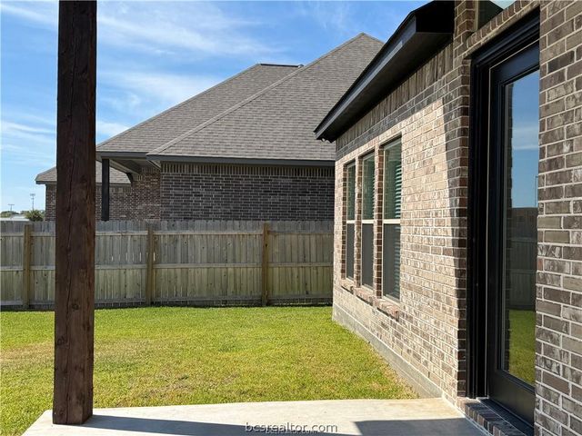 4205 Skylar Drive, College Station, TX 77845