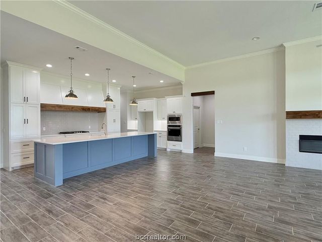 4205 Skylar Drive, College Station, TX 77845