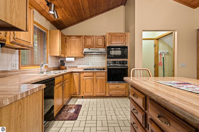 5224 Scout Camp Road, Traverse City, MI 49696