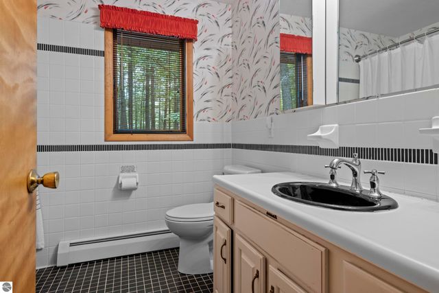 5224 Scout Camp Road, Traverse City, MI 49696