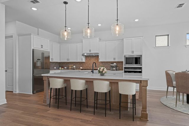 228 Pine Leaf Trail, Waxahachie, TX 75160