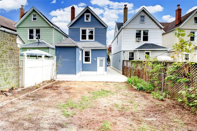 6532 80 Avenue, Glendale, NY 11385